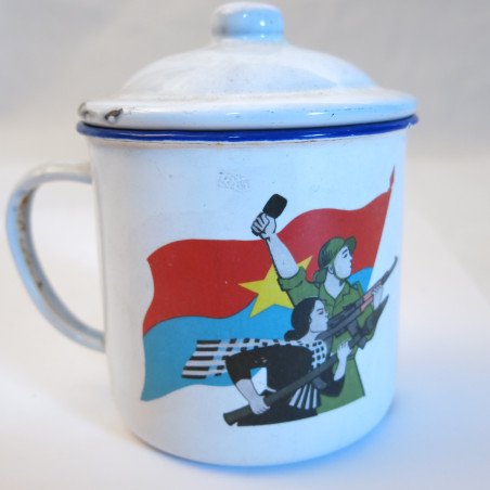 Tasse emaillée nord Vietnam ref bo 478