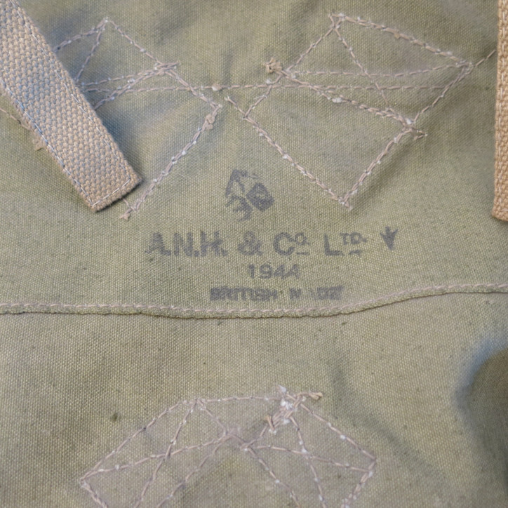 Havresac M 1928  ANH & Co Ltd 1944 ref un  123