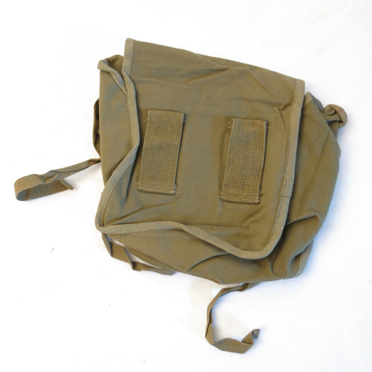 Musette medicale  Nord Vietnam ref pa 54