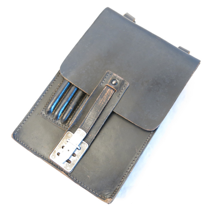 Porte carte cuir  Allemand Bundeswehr idem 39/45 