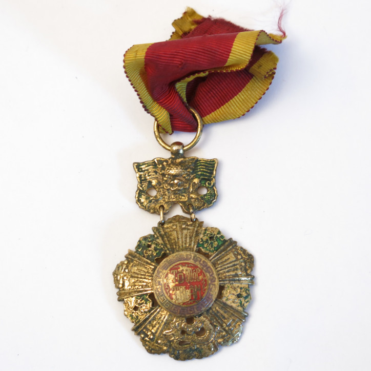 Ordre national  commandeur sud Vietnam 5 classe ref 01  bo 117