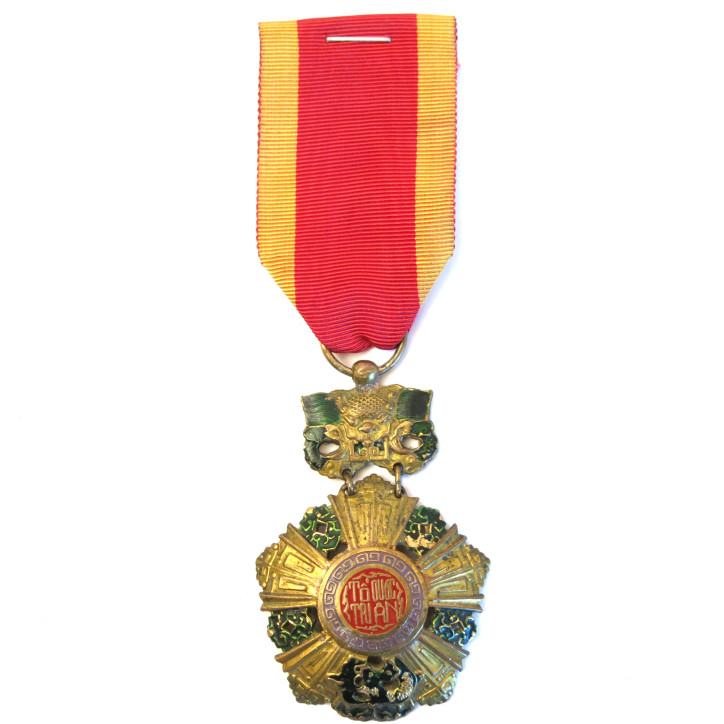 Ordre national  commandeur sud Vietnam 5 classe ref 03  bo 117