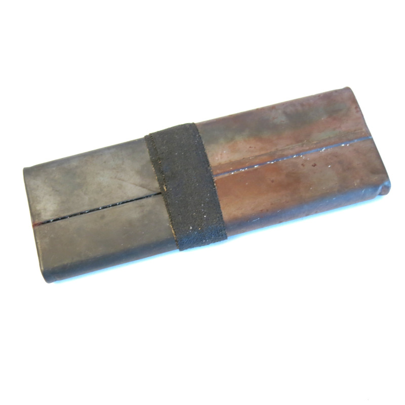 Boite metal  pour 5 crayons allumeurs Anglais 39/45 