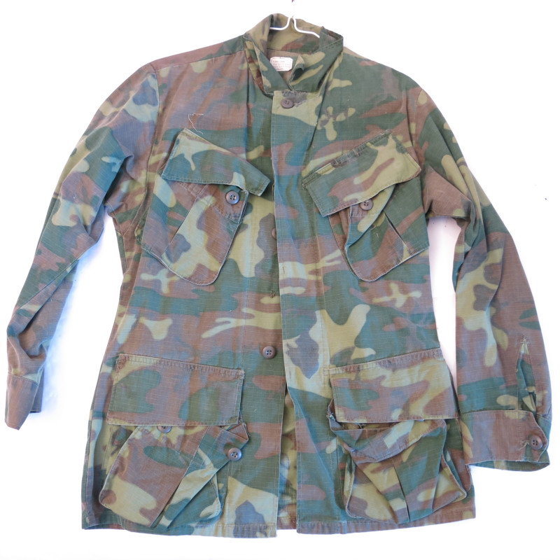 Veste originale  tropical camouflé originale  Rip stop 1968  US Vietnam Ref Vn 741