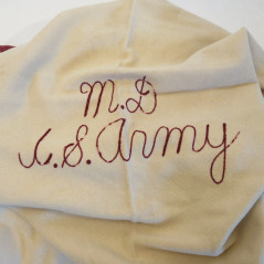 Couverture en laine blanche  US army 1944 ref un 211