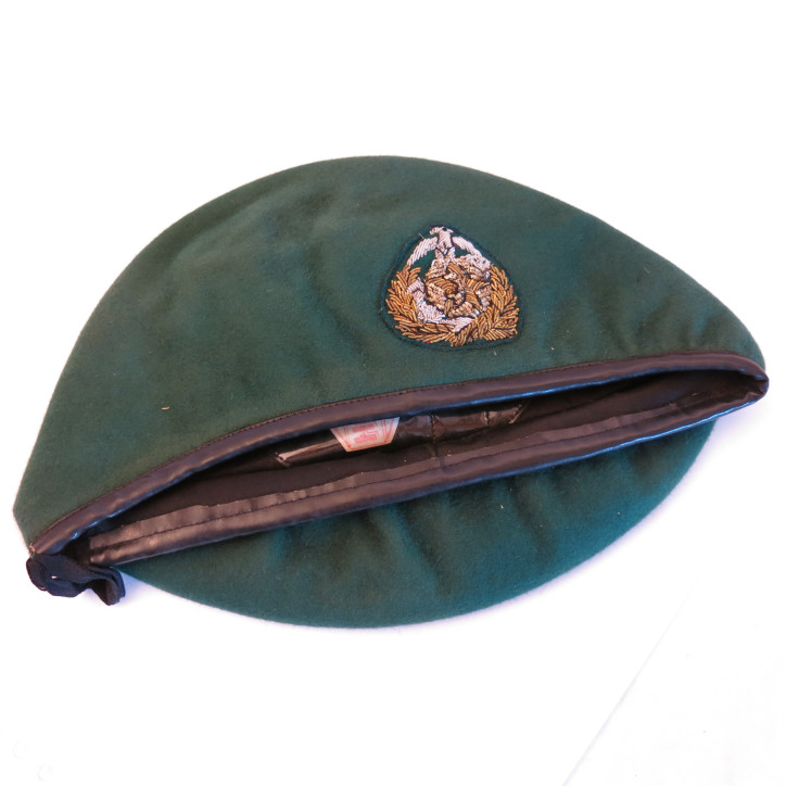 Béret Marines Vietnam ARVN insigne cannetille Ref be102