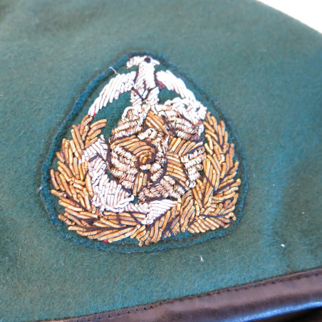 Beret Marines Vietnam ARVN insigne cannetille  ref be102