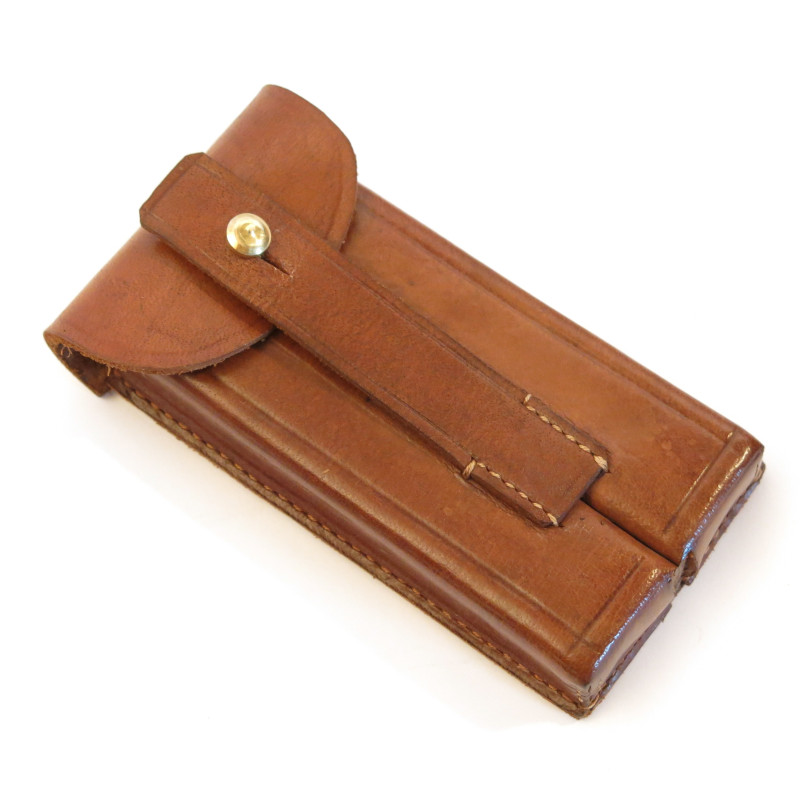 Porte chargeur cuir P08