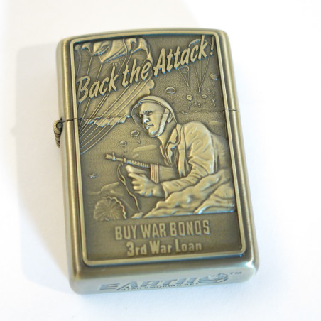 Briquet style Zippo Back the attack