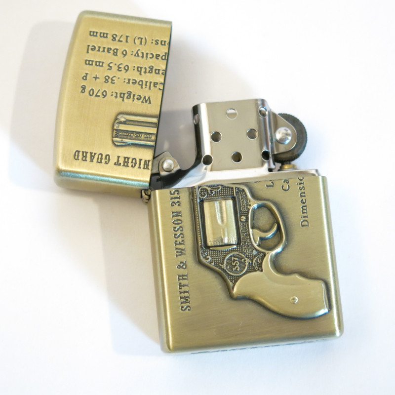 Briquet style Zippo  Smith et Wesson 315