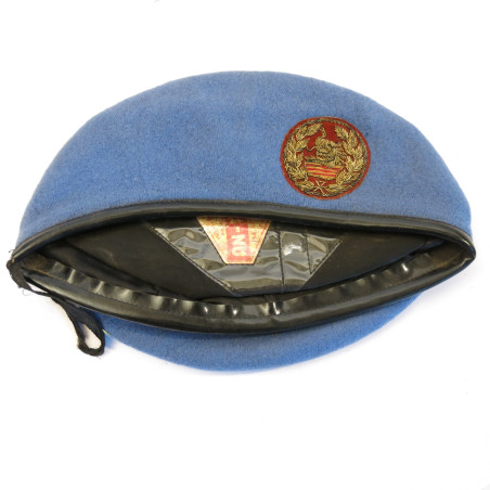 Beret  ARVN US Vietnam insigne canetille ref be90