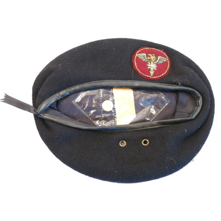 Beret  ARVN US Vietnam insigne canetille ref be120