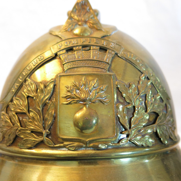 Casque de pompiers  Vienne au Val 