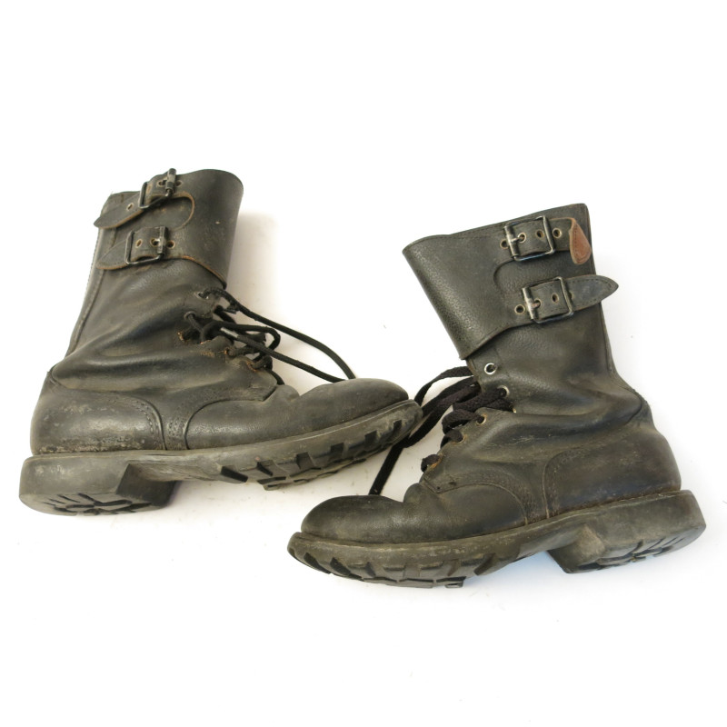 Paire de rangers  taille 41 re fw78