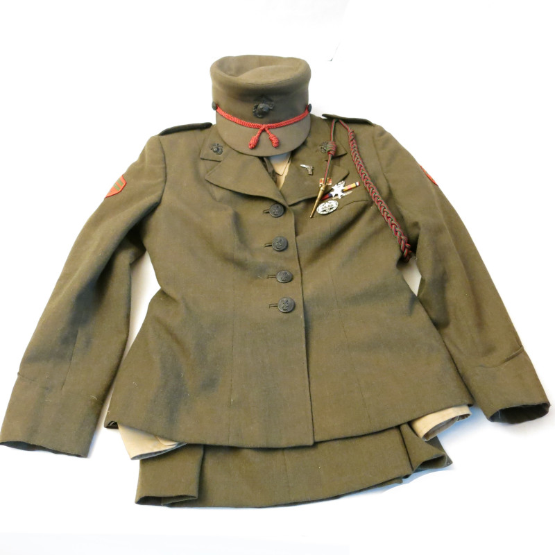 Ensemble coiffure veste jupe chemise US  Marines women Nancy York 
