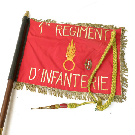 Drapeau fanion 1 regiment d'Infanterie CA  