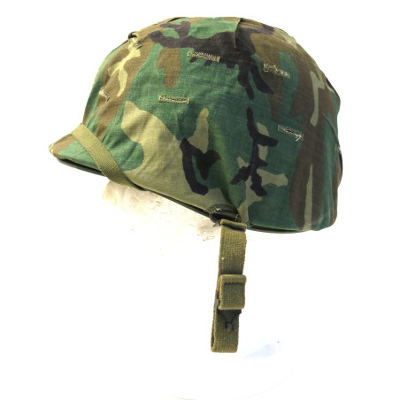 Casque US Otan avec toile camo neuf de stock  ref ca 390 box 21