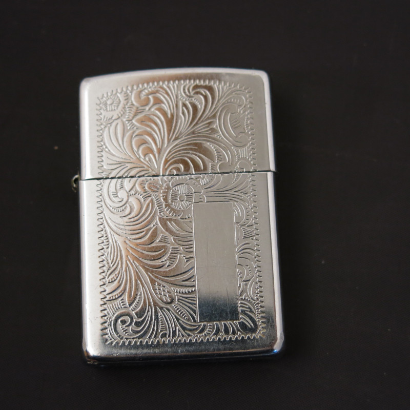 Briquet Zippo original gravé double face 1996 ref z 104
