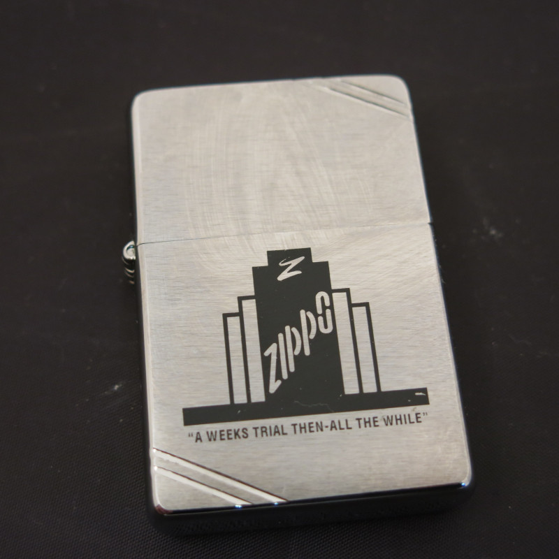 Briquet Zippo original  2010 ref Z 122
