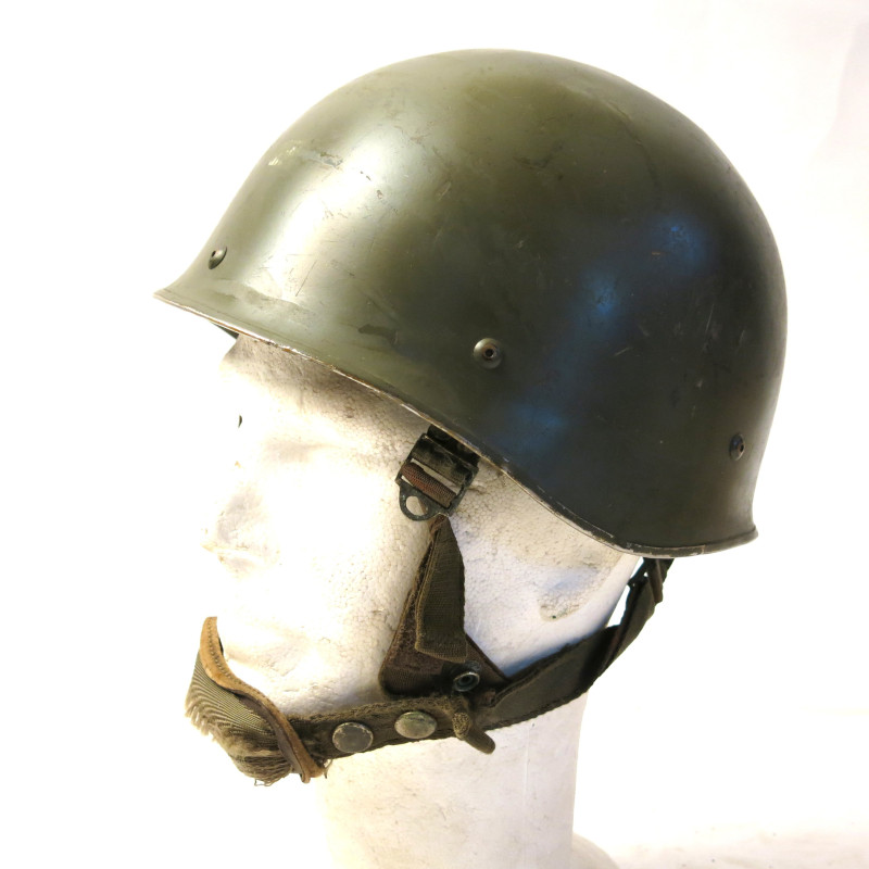 Casque acier Français F1 Réf ca88 Box 24