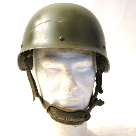 Casque acier Français F1 Réf ca88 Box 24