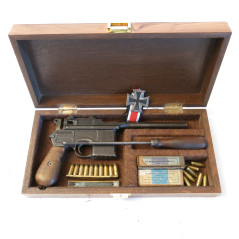 Boite de presentation pistolet C96 Schnelfeuer 