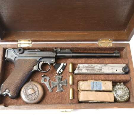 Boite de présentation Luger P08 Artillerie Réf 2