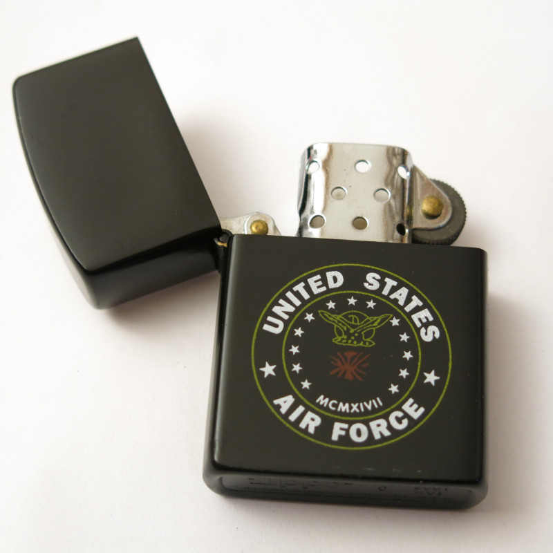 Briquet Zippo original black ref w8