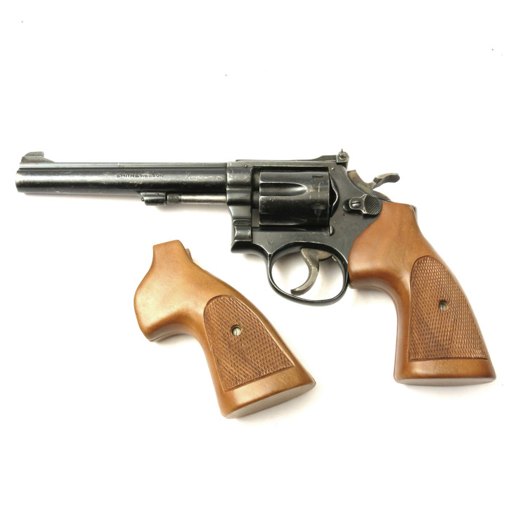 Paire de plaquettes de crosse Smith et Wesson 22 ref 320 Checkered 