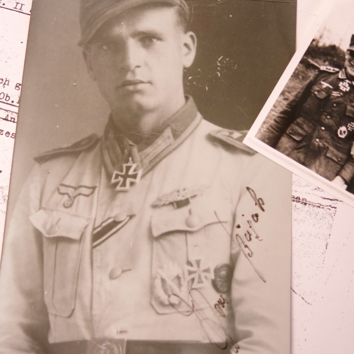 2 Photos dédicacées  Ritterkreuz 1943 Hans Bujak  ref 50 