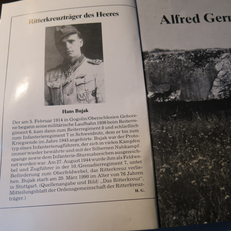 2 Photos dédicacées  Ritterkreuz 1943 Hans Bujak  ref 50 