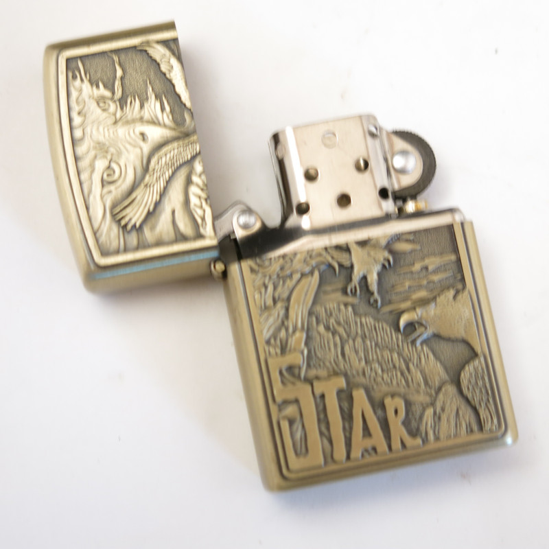 Briquet style Zippo STAR ref z 155