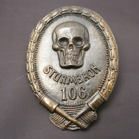 Insigne allemand  Sturmbaon 106  ref bo 77