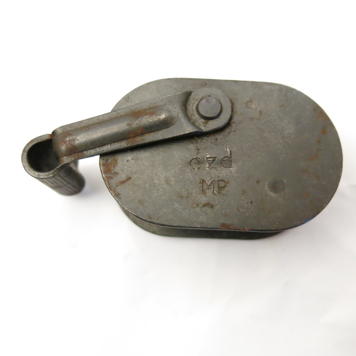 Winter trigger MP38 or MP40 German ww2