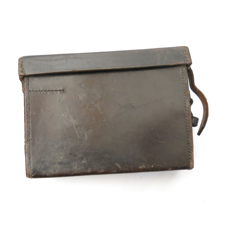 Etui cuir pour laryngophone Panzer WH 39/45 ref pl  4558
