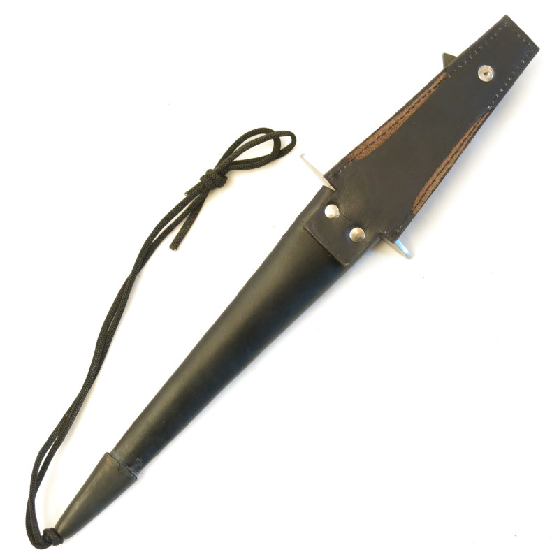 Dagger Berets verts French army with scabbard