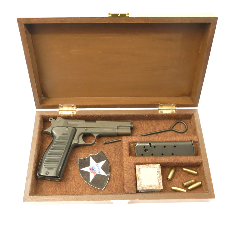 Boite de présentation pistolet MAC 50 ref 3