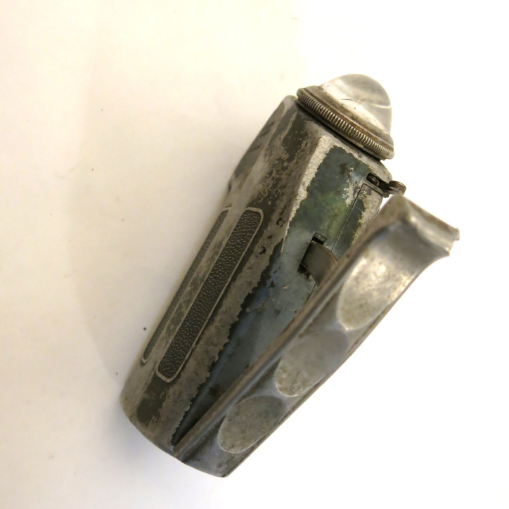 lampe Clarbel  periode Indochine ref la 48