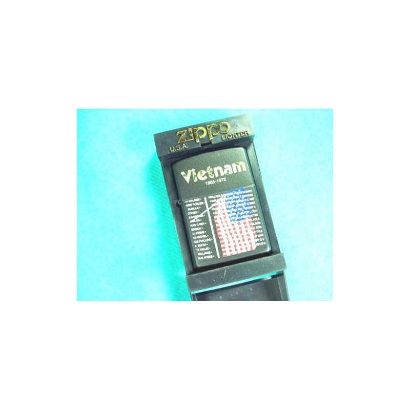 Briquet Zippo commemoratif Vietnam ref m2
