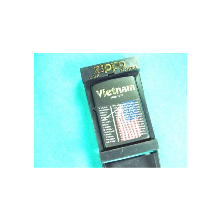 Briquet Zippo commemoratif Vietnam ref m2