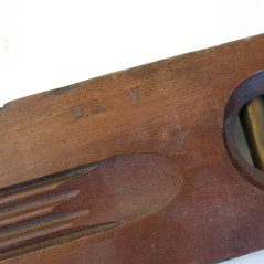 Niveau a bulles bois  US 17 ref ni 455