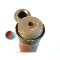 Superbe repro de grenade à manche pot métal  39/45 