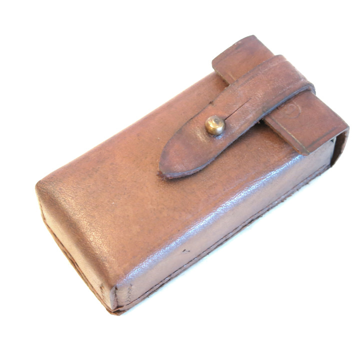 Porte chargeurs cuir fauve  pistolet GP35 39/45