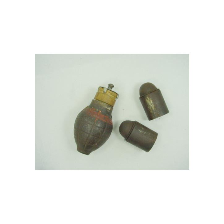 Rare capuchon en tole pour grenade  citron foug 14/18 
