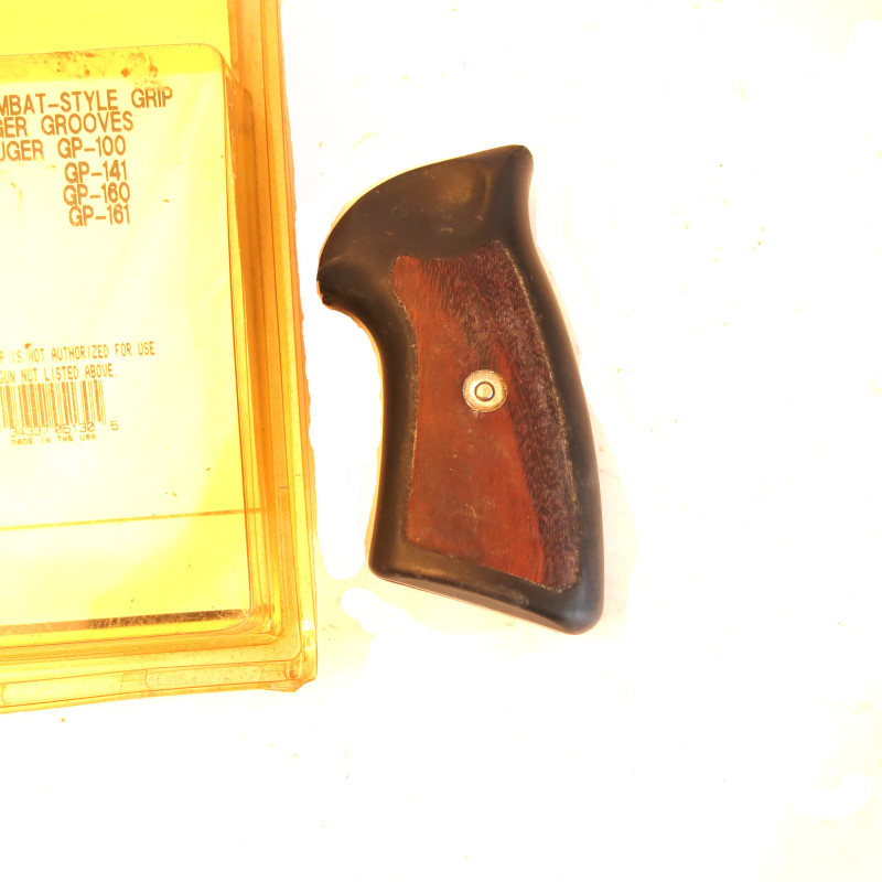 Plaquettes Pachmayr Ruger GP 100 -141-160 - 161-