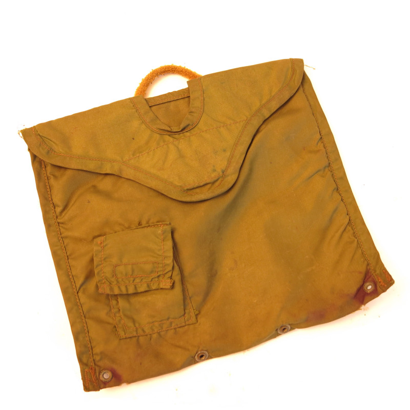 Cover canteen  2 quart US 1967 Vietnam ref u 122