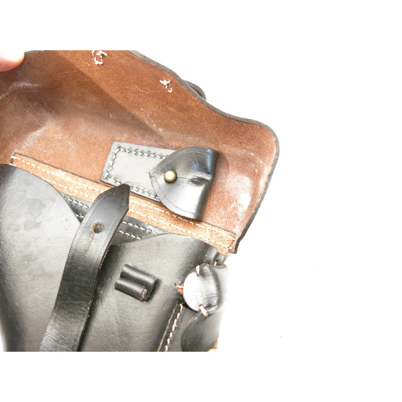 Etui cuir P08 Luger Artillerie noir  Ref ET75