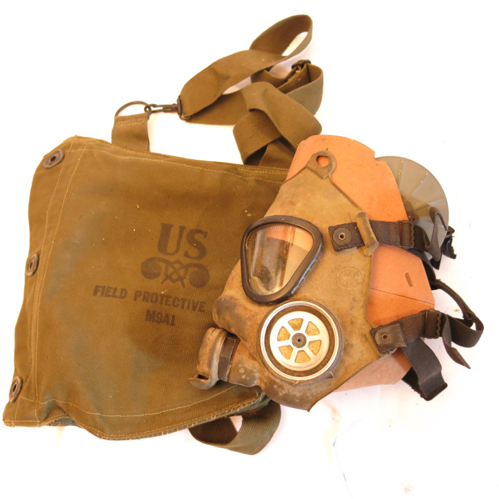 Masque a gaz  M9  US Vietnam avec housse coton 