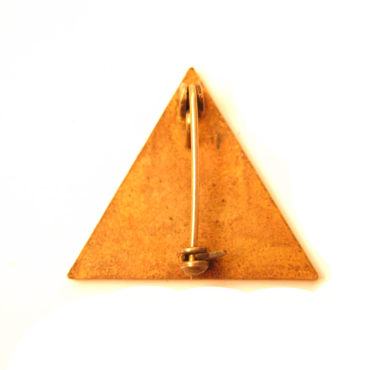 Insigne emaillé original 8 th tankiste ref bo 12  
