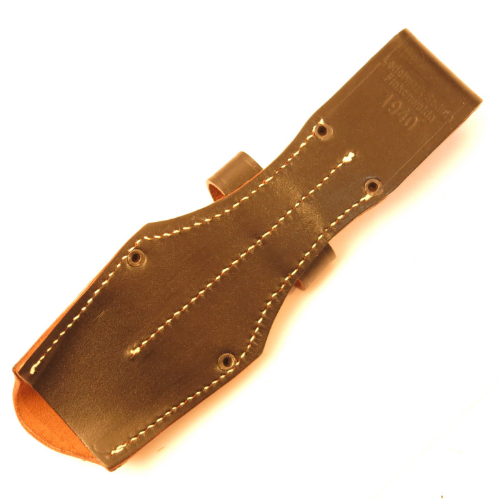 Copie Porte baionnette cuir 1940 Mauser 98K ref  49 A 